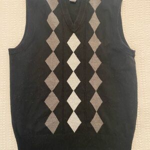 Dockers Black and Gray V-Neck Argyle Sweater